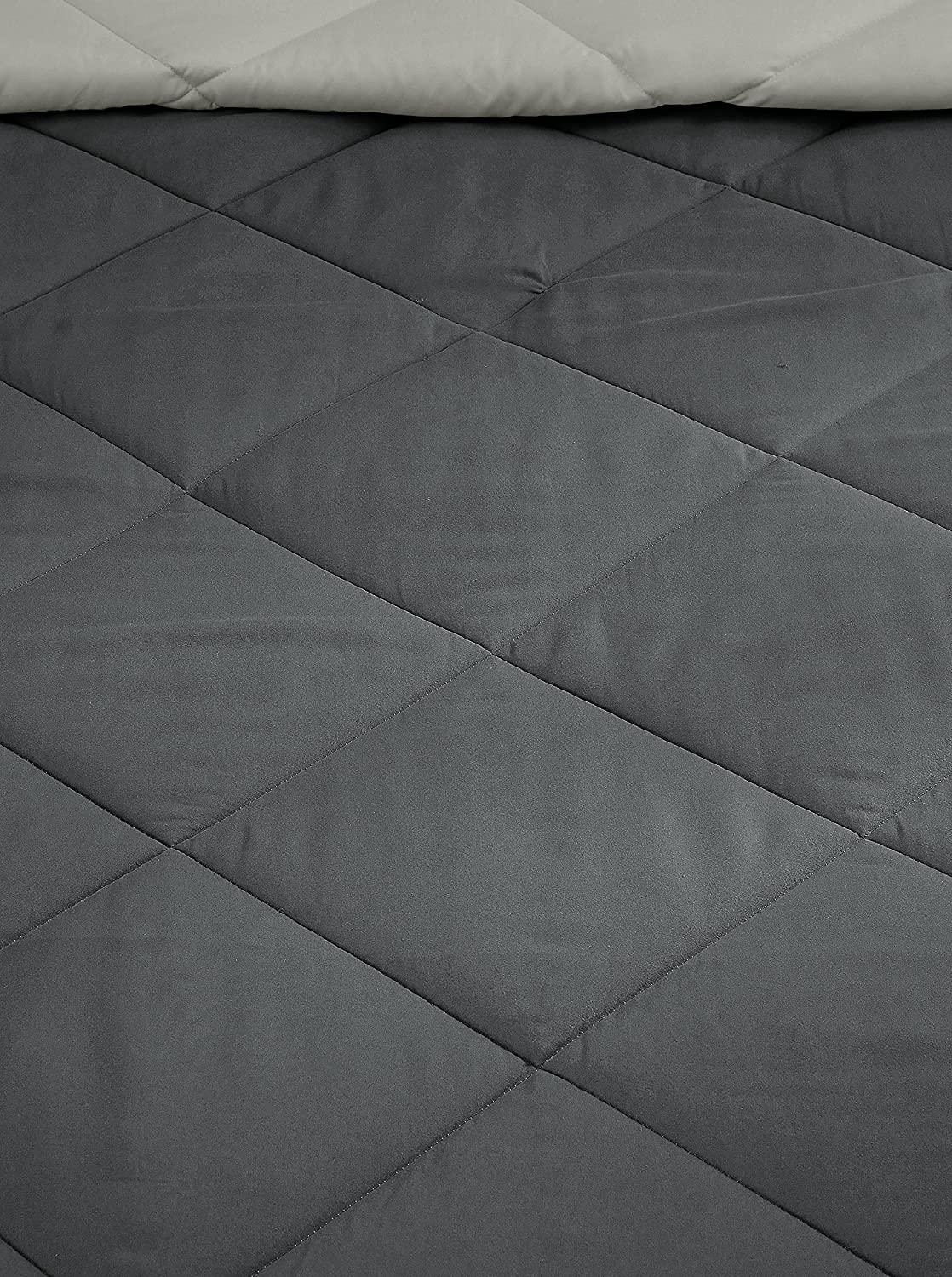 grey dohar pattern closeup